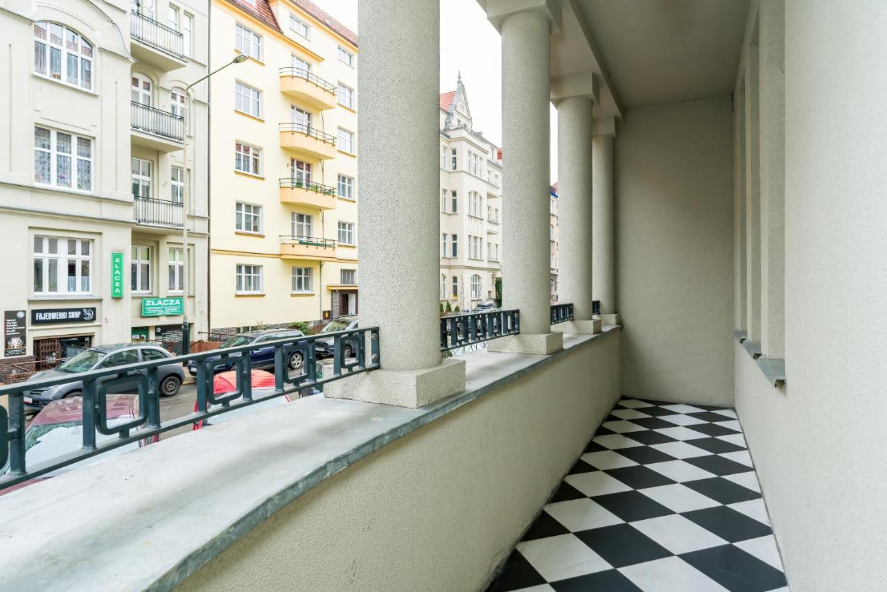 Apartment Poznan Mtp Chelmonskiego By Noclegi Renters エクステリア 写真