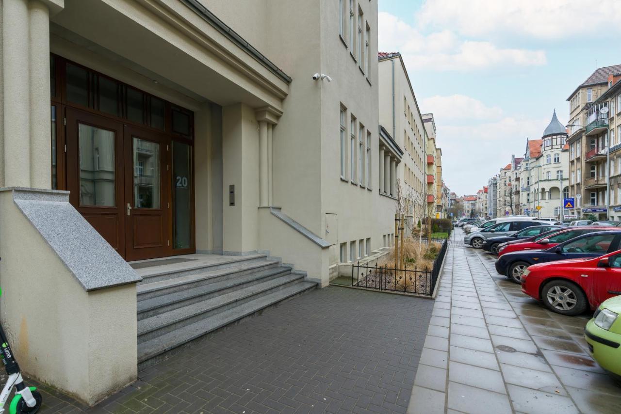 Apartment Poznan Mtp Chelmonskiego By Noclegi Renters エクステリア 写真
