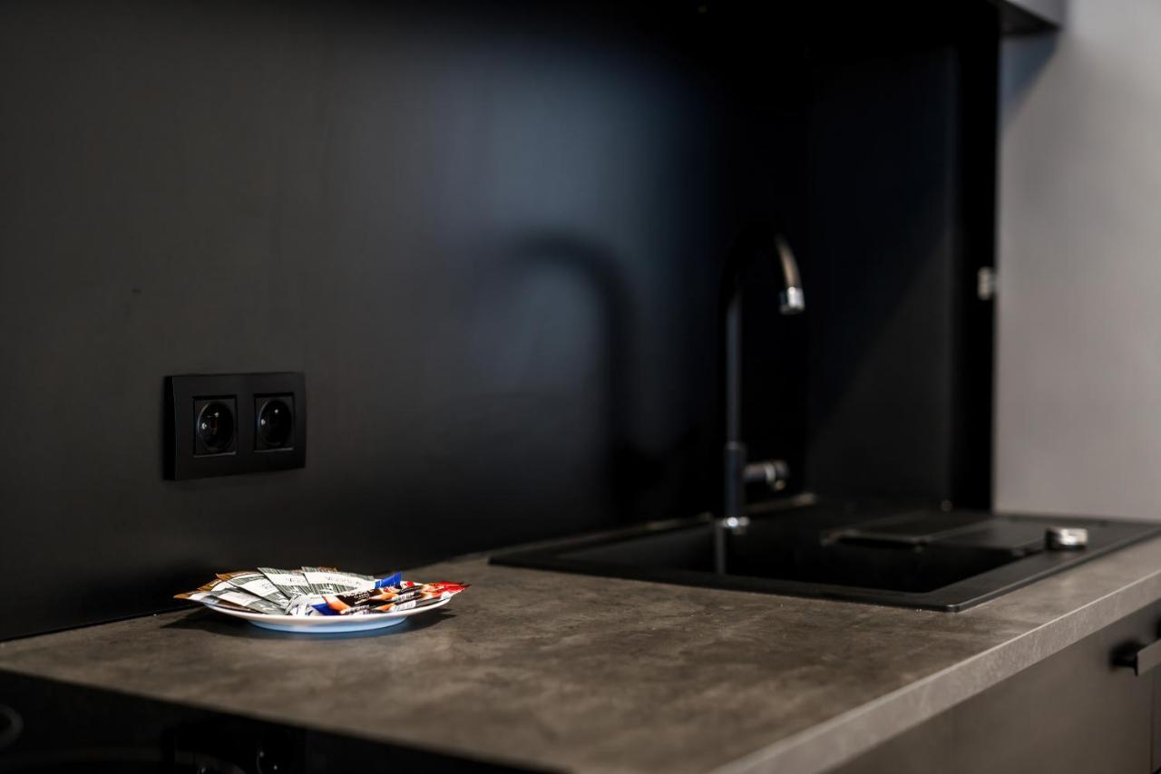 Apartment Poznan Mtp Chelmonskiego By Noclegi Renters エクステリア 写真